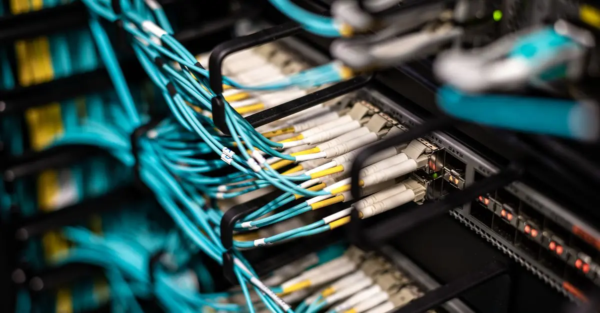 Comment choisir le bon équipement pour la fibre internet à la maison
