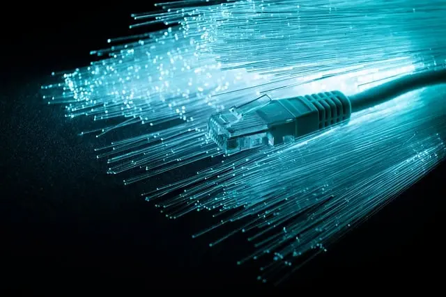 Les Meilleures Astuces pour Améliorer la Qualité de Votre Fibre Internet